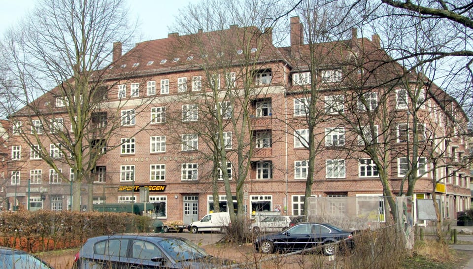 Backsteinhäuser der Wohnanlage Henry-Everling-Hof in Hamburg-Hamm